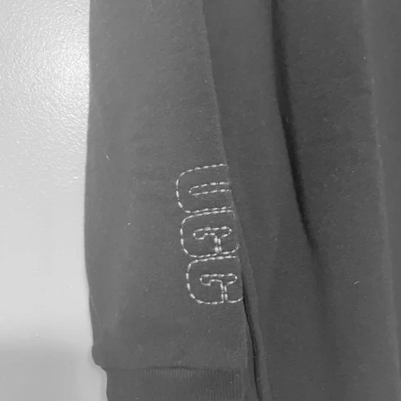 Ugg Hoodie Black Long Sleeves Sweatshirt Dress - Picture 9 of 9